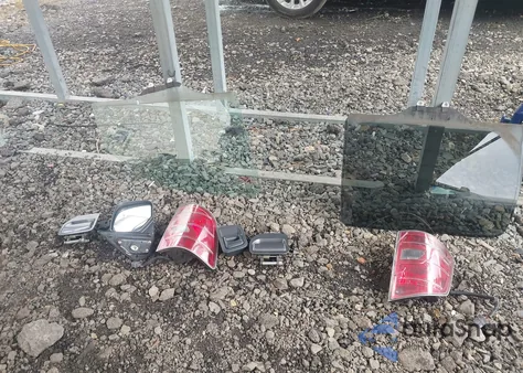 2010 Honda Ridgeline Rts from USA, damaged, VIN 5FPYK1F47AB010614